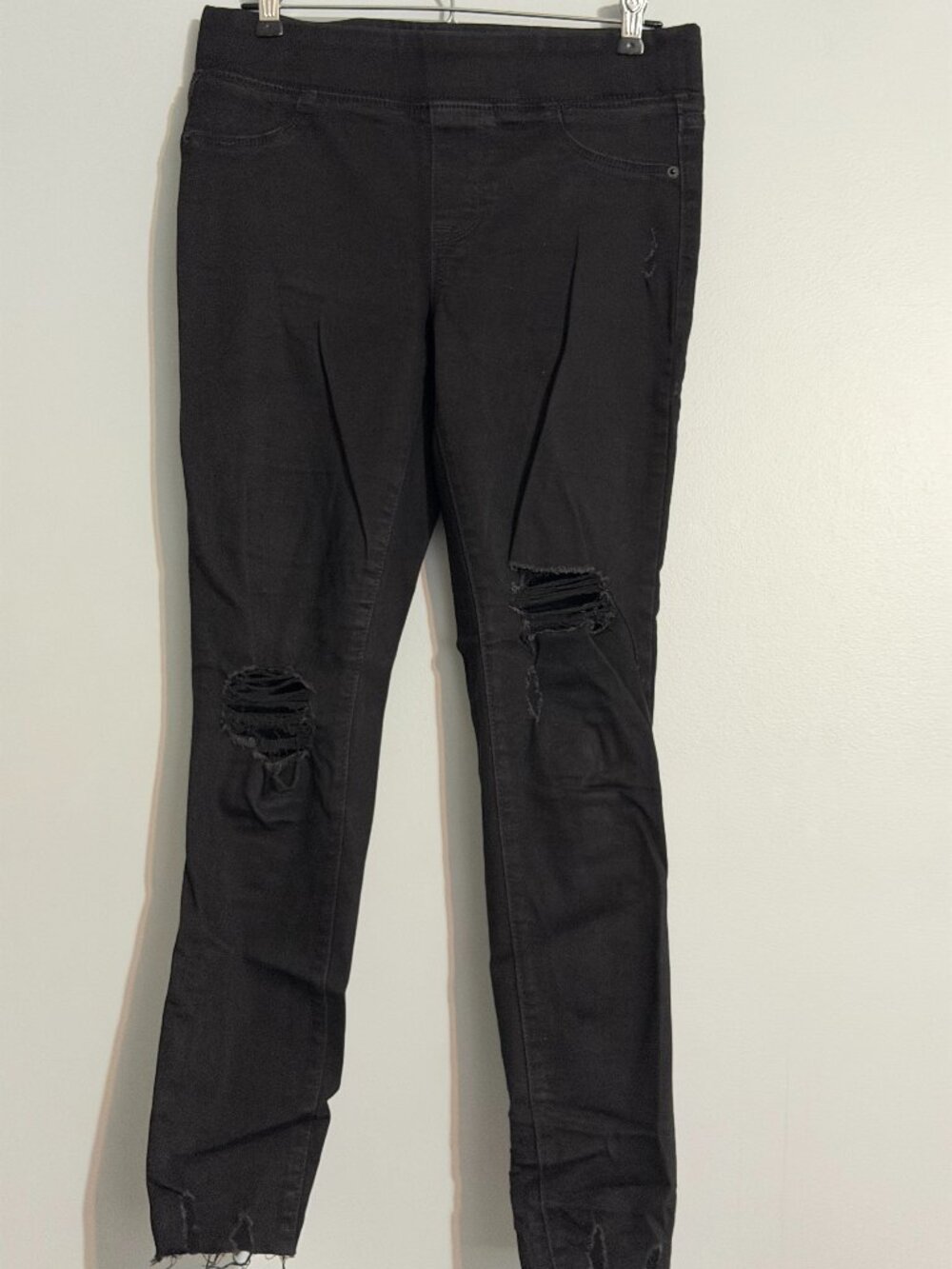 Old Navy Rockstar Jeggings | Size 6 | Black Ripped